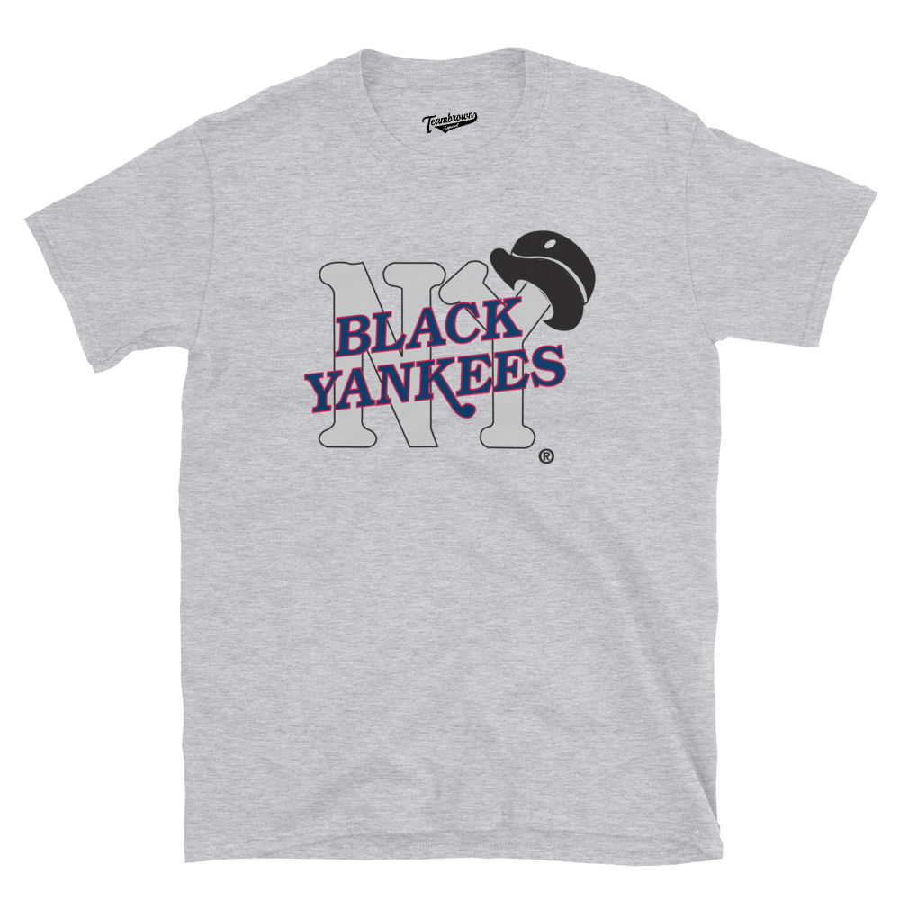 cropped yankees shirt